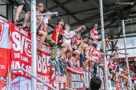 FC Ingolstadt 04 vs SSV Jahn Regensburg (2-4) (23)