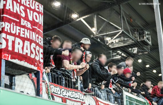 SpVgg Fürth vs SSV Jahn Regensburg (1-2) (5)