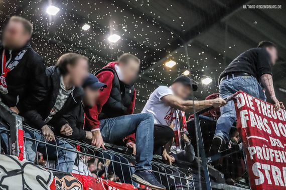 SpVgg Fürth vs SSV Jahn Regensburg (1-2) (6)
