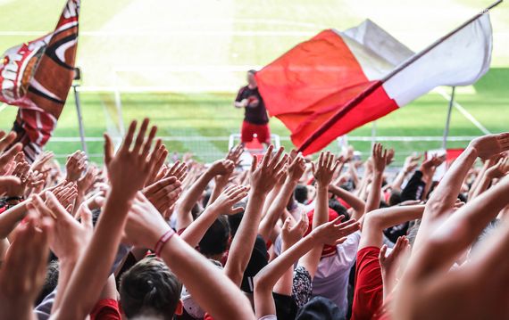 SSV Jahn Regensburg vs FC St. Pauli (3-1) (12)