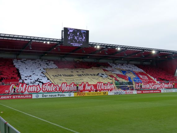 SSV Jahn Regensburg vs SV Darmstadt 98 (3-1) (1)