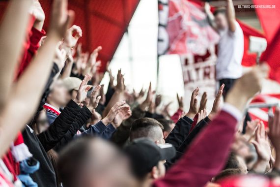 SSV Jahn Regensburg vs SV Darmstadt 98 (1-1) (22)