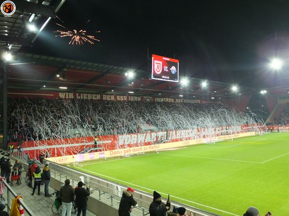 SSV Jahn Regensburg vs SC Paderborn (2-0) (1)