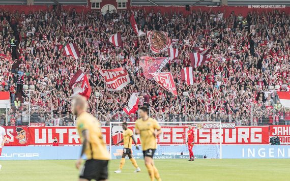 SSV Jahn Regensburg vs Dynamo Dresden (0-2) (6)