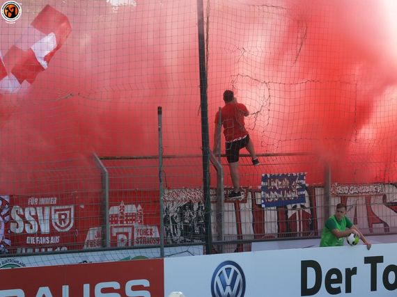 BSG Chemie Leipzig vs SSV Jahn Regensburg (2-1) (11)