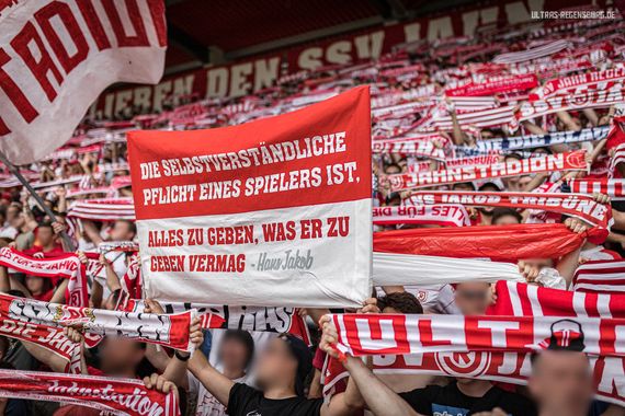 SSV Jahn Regensburg vs VfL Bochum (3-1) (12)