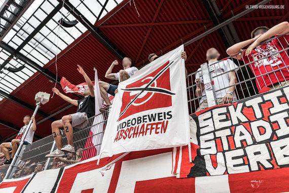 SSV Jahn Regensburg vs VfL Bochum (3-1) (21)