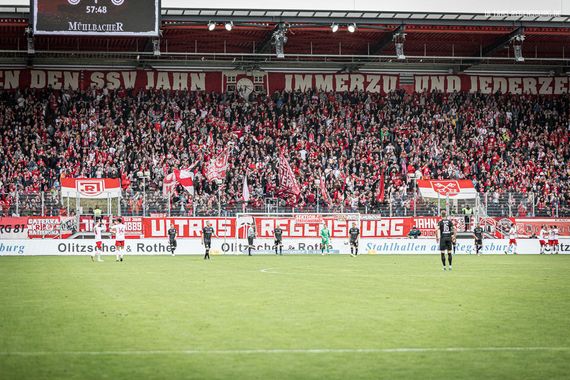 SSV Jahn Regensburg vs SV Sandhausen (1-0) (24)