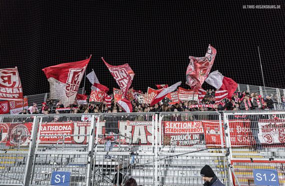 Karlsruher SC vs SSV Jahn Regensburg (4-1) (3)