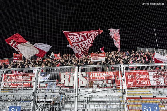 Karlsruher SC vs SSV Jahn Regensburg (4-1) (10)