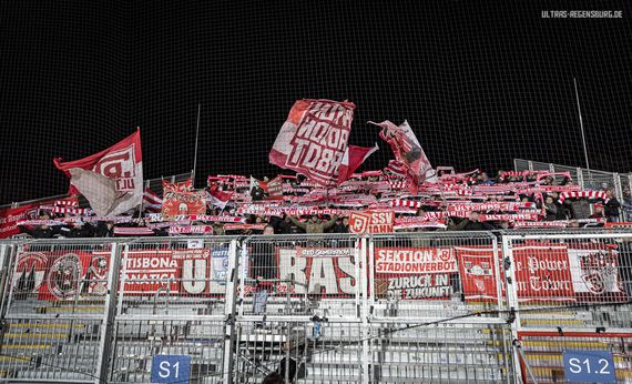 Karlsruher SC vs SSV Jahn Regensburg (4-1) (12)