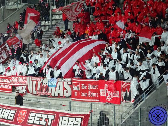 FC Erzgebirge Aue vs SSV Jahn Regensburg (1-0) (16)
