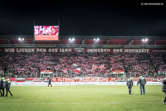 SSV Jahn Regensburg vs SpVgg Fürth (0-2) (3)