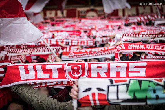 SSV Jahn Regensburg vs SV Wehen Wiesbaden (1-0) (13)