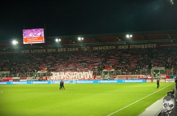 SSV Jahn Regensburg vs Dynamo Dresden (2-0) (4)