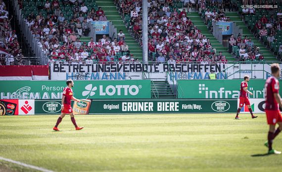 SpVgg Fürth vs SSV Jahn Regensburg (1-0) (13)