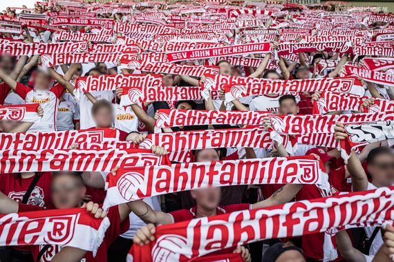 SpVgg Fürth vs SSV Jahn Regensburg (1-0) (20)