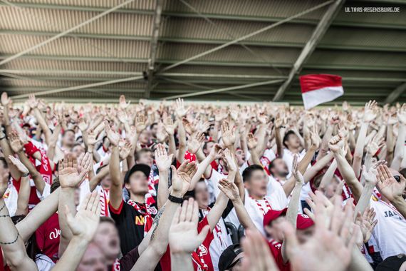 SpVgg Fürth vs SSV Jahn Regensburg (1-0) (23)