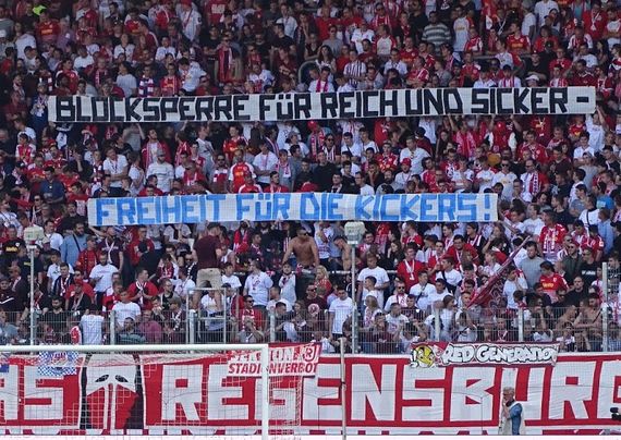 SSV Jahn Regensburg vs VfB Stuttgart (2-3)