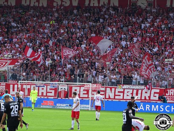 SSV Jahn Regensburg vs VfB Stuttgart (2-3) (2)