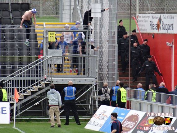 Würzburger Kickers vs Stuttgarter Kickers (2-1) (14)
