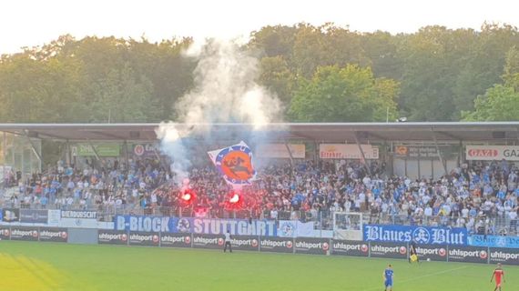 Stuttgarter Kickers vs SSV Reutlingen 05 (0-0) (2)