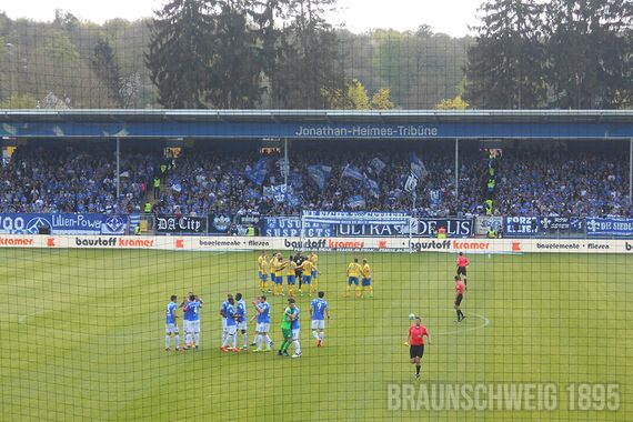 SV Darmstadt 98 vs Eintracht Braunschweig (1-1) (1)