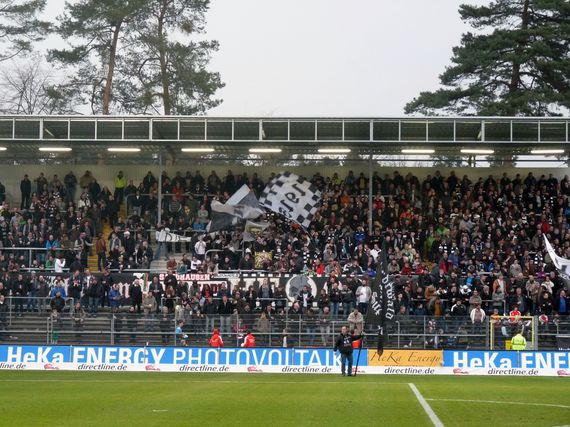 SV Sandhausen vs TSV 1860 München (0-1) (1)