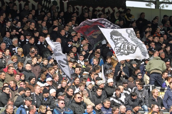 SV Sandhausen vs 1. FC Kaiserslautern (1-1) (2)