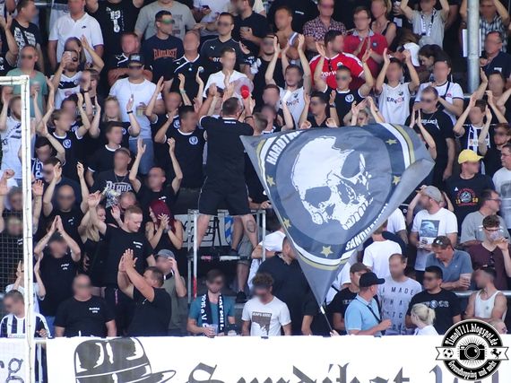 SV Sandhausen vs Hamburger SV (0-3) (6)