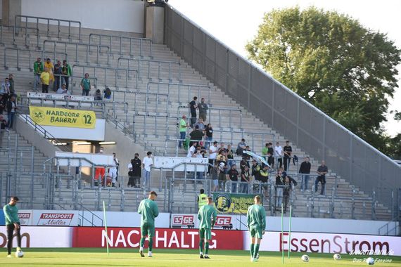 Rot-Weiss Essen vs SV Straelen (1-4) (1)