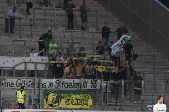 Rot-Weiss Essen vs SV Straelen (1-4) (4)
