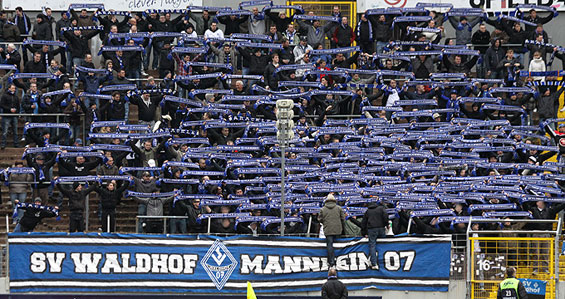 1. FC Saarbrücken vs SV Waldhof Mannheim 07 (2-1) (13)