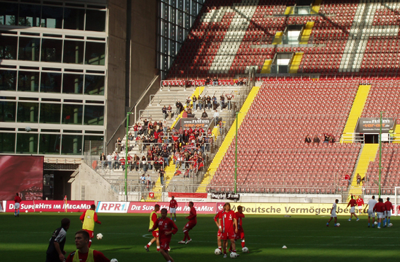 1. FC Kaiserslautern vs SV Wehen Wiesbaden (0-2) (1)