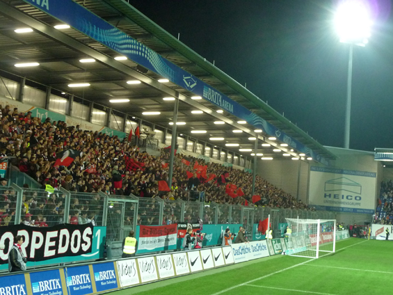 SV Wehen Wiesbaden vs 1. FC Kaiserslautern (4-2) (3)