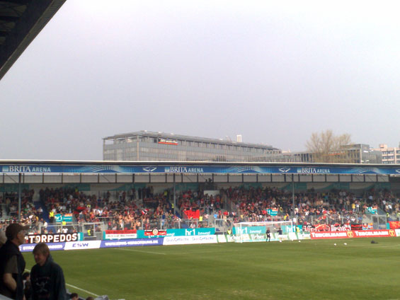 SV Wehen Wiesbaden vs FC St. Pauli (3-1) (1)