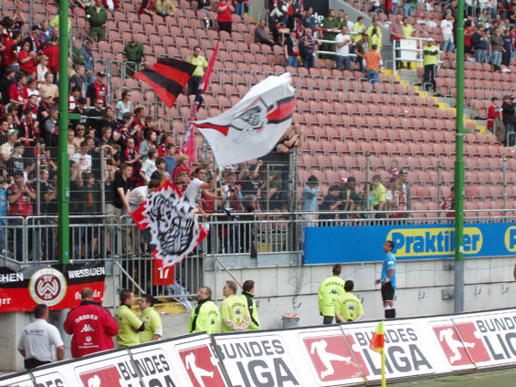 1. FC Kaiserslautern vs SV Wehen Wiesbaden (1-0) (13)