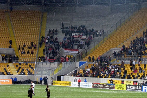 Dynamo Dresden vs SV Wehen Wiesbaden (3-1) (1)
