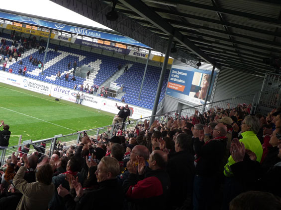 SV Wehen Wiesbaden vs FC Rot-Weiß Erfurt (2-0) (2)