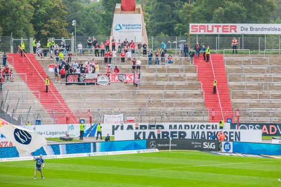 Karlsruher SC vs SV Wehen Wiesbaden (2-1) (1)