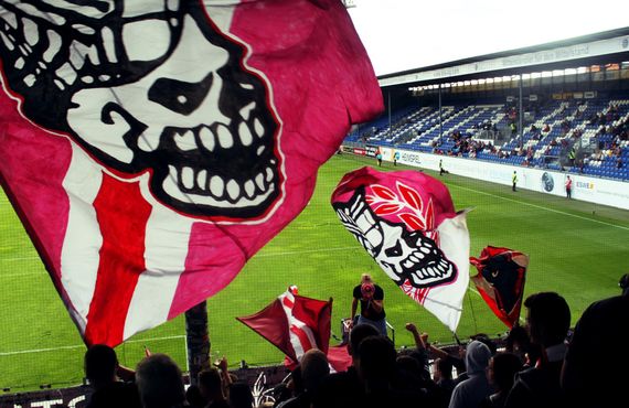 SV Wehen Wiesbaden vs SpVgg Unterhaching (1-2) (12)