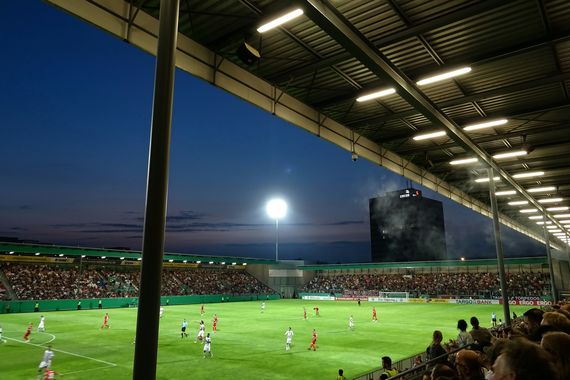 SV Wehen Wiesbaden vs FC St. Pauli (3-2 n.V.) (4)