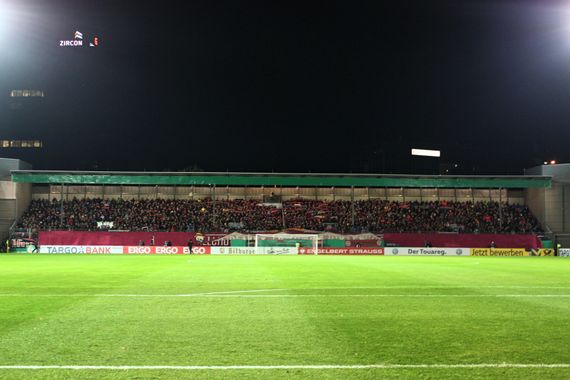 SV Wehen Wiesbaden vs Hamburger SV (0-3) (1)