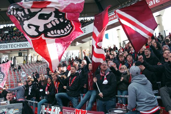 1. FC Nürnberg vs SV Wehen Wiesbaden (0-2) (1)