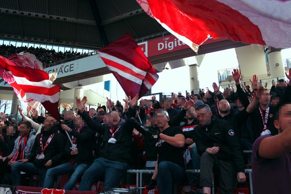 1. FC Nürnberg vs SV Wehen Wiesbaden (0-2) (10)