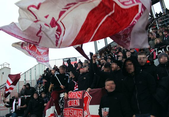 FC St. Pauli vs SV Wehen Wiesbaden (3-1) (8)