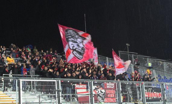 Karlsruher SC vs SV Wehen Wiesbaden (0-1) (4)