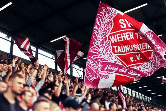 SV Wehen Wiesbaden vs Hannover 96 (0-3) (4)