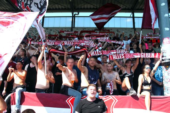 SV Wehen Wiesbaden vs SSV Jahn Regensburg (0-5) (10)