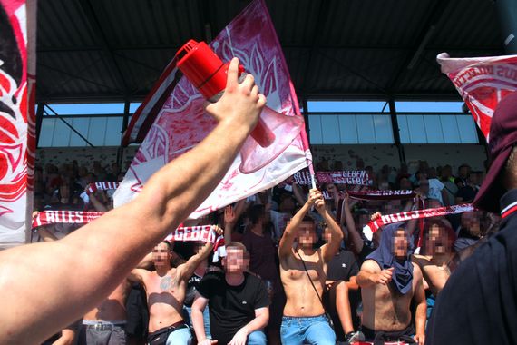 SV Wehen Wiesbaden vs SSV Jahn Regensburg (0-5) (20)